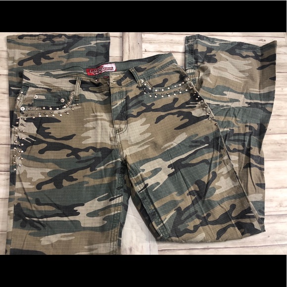 camouflage wide leg pants
